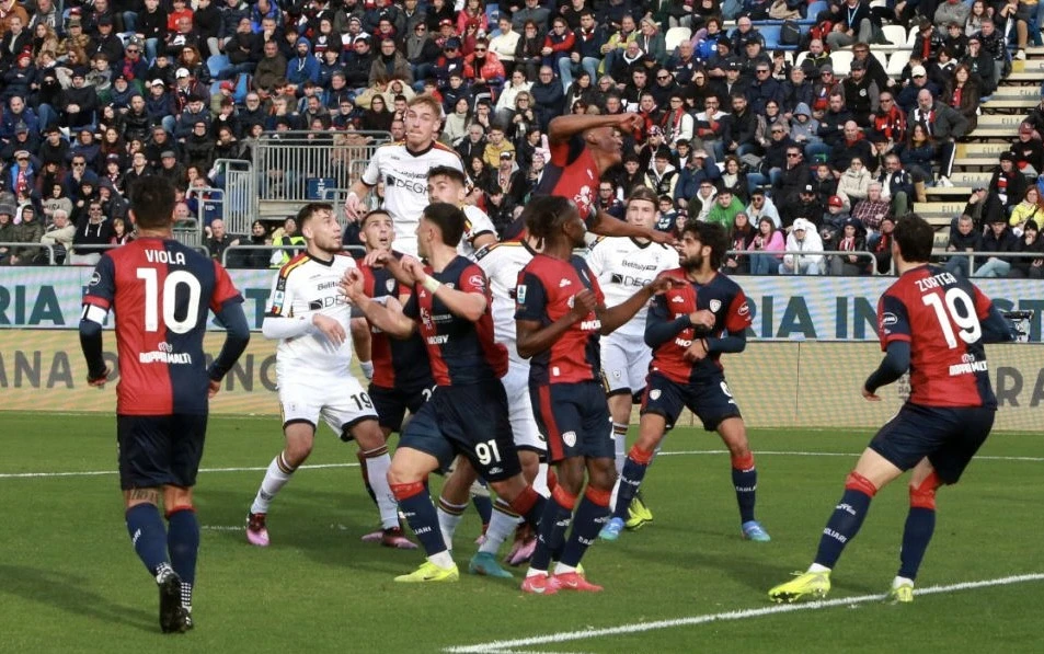 A Seriyası: “Kalyari” “Leççe”ni məğlub etdi