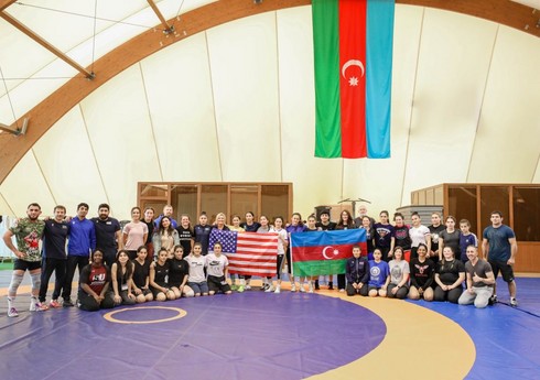 ABŞ-nin 14 güləş mütəxəssisi Azərbaycanda səfərdədir