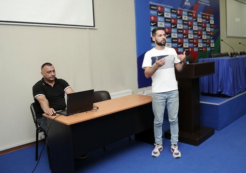 AFFA-da I və II Liqa klublarının nümayəndələri ilə görüş keçirilib