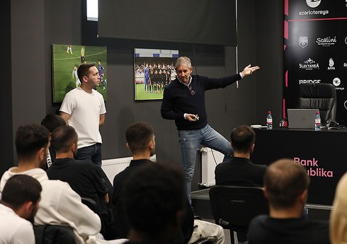 AFFA-da "Sabah" klubunun futbolçuları ilə görüş keçirilib