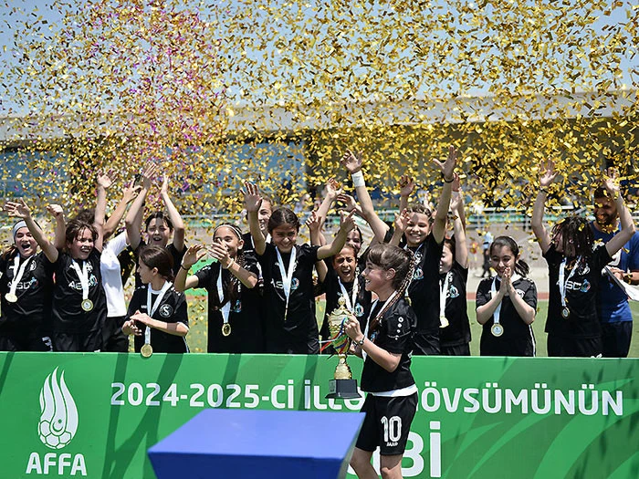AFFA U-13 Qızlar Liqasının qalibləri mükafatlandırılıblar