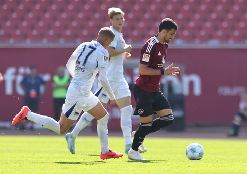 Almaniya Bundesliqasının rəsmi səhifəsi Mahir Emrelinin fotosunu paylaşıb