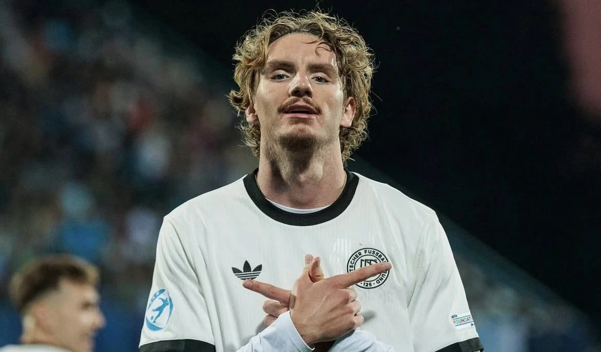 Almaniyalı forvard “Bavariya” yolunda