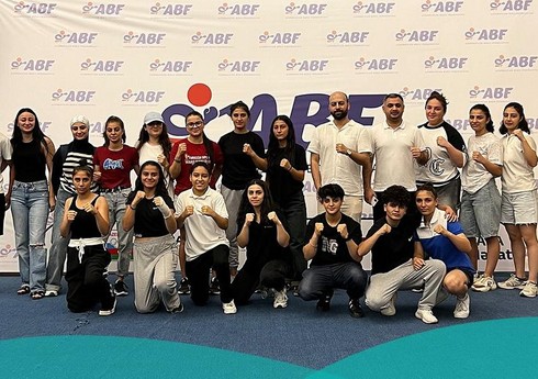 AMADA qadın boksçular üçün seminar təşkil edib