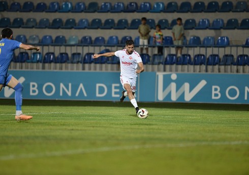 "Araz-Naxçıvan"ın futbolçusu 300-cü oyununu keçirib