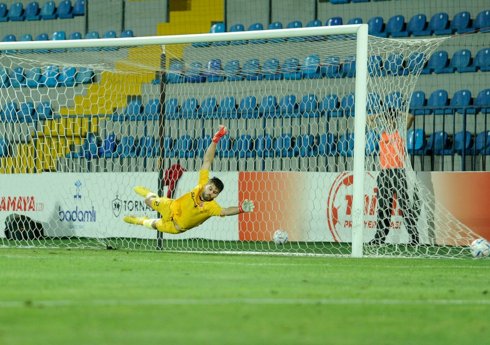 "Araz-Naxçıvan"ın qapıçısı: "Neftçi" ilə oyunda təşvişə düşmədik"