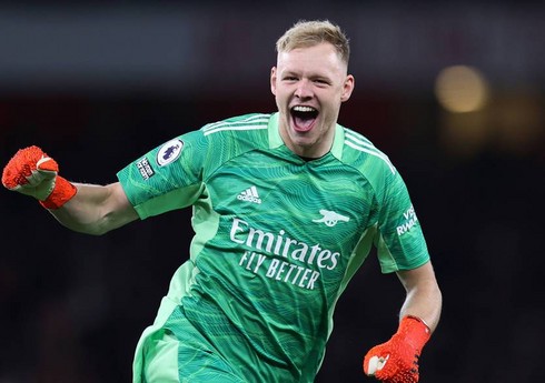 "Arsenal" qapıçısı ilə müqaviləni yeniləyib