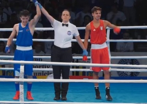 Avropa çempionatı: Azərbaycan boksçusu italiyalı rəqibinə qalib gəlib