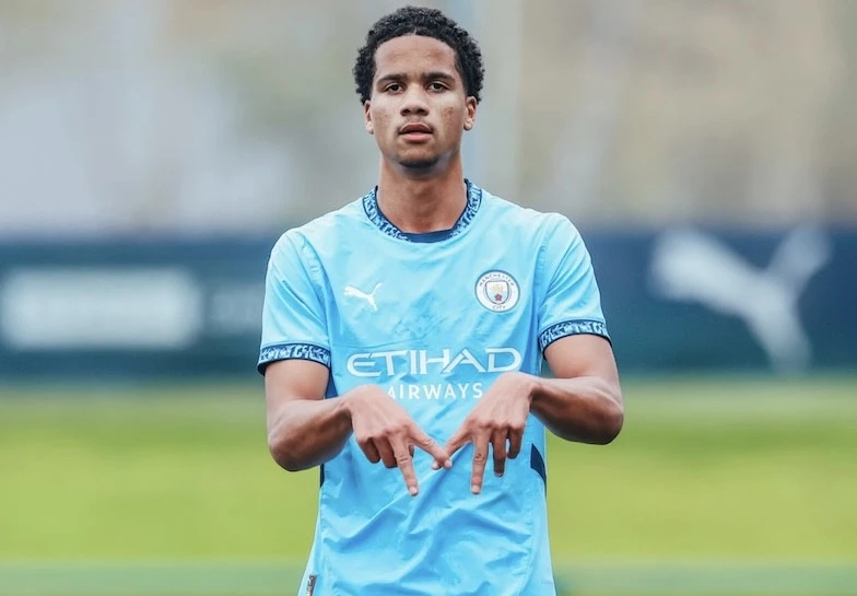 Avropa nəhəngləri “Siti”nin vunderkidi ilə maraqlanır