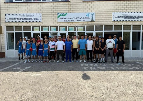 Azərbaycan boksçuları Özbəkistanda təlim-məşq toplanışına başlayıblar