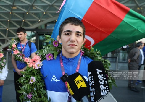 Azərbaycan güləşçisi Avropa çempionatının finalında uduzmasının səbəbini açıqlayıb