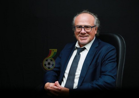 Azərbaycan millisinin almaniyalı sabiq məşqçisi:  "Qarabağ"ın cavab matçında da yüksək nəticə qazanacağına inamım böyükdür