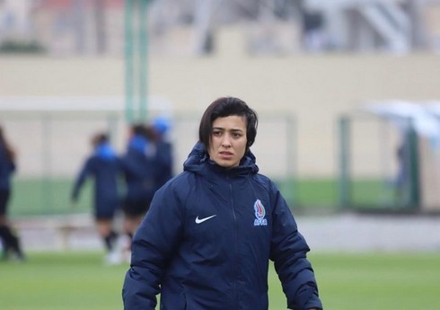 Azərbaycan millisinin baş məşqçisi: Standart vəziyyətlərdən və qapıçı səhvlərindən qollar buraxdıq