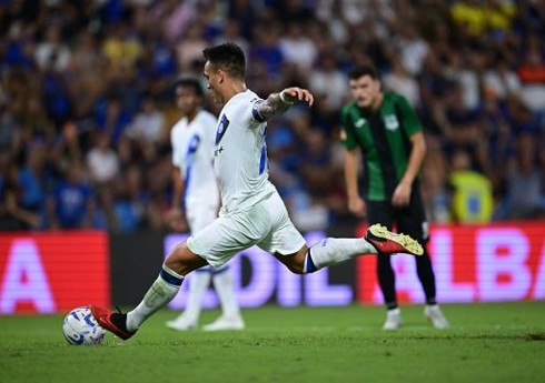 Azərbaycan millisinin futbolçusu İtaliya nəhənginə qarşı çıxış edib