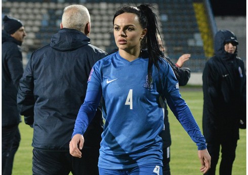 Azərbaycan millisinin futbolçusu: "Monteneqro ilə oyunda qapımıza penaltinin təyin olunması düzgün qərar deyildi"