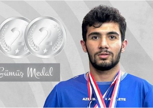 Azərbaycan parabadmintonçusu Uqandada gümüş medal qazanıb