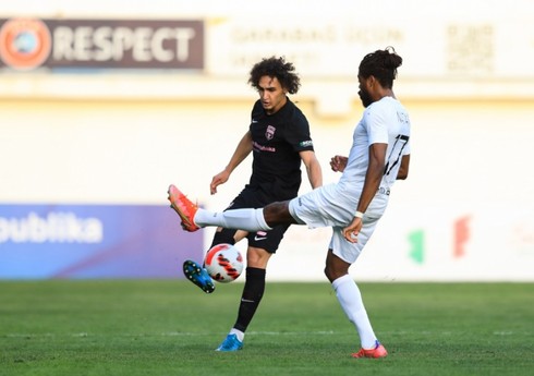 Azərbaycan Premyer Liqası: "Sabah"ın baş məşqçisi texniki zonadan qovulub