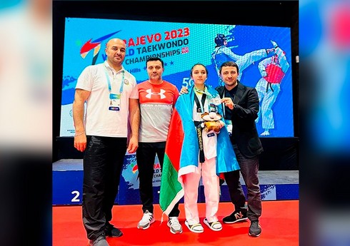 Azərbaycan taekvondoçusu dünya birinciliyində gümüş medal qazanıb