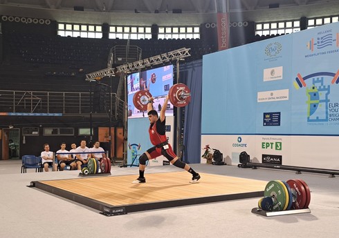 Azərbaycanın daha bir ağırlıqqaldıranı Avropa birinciliyində medallar qazanıb