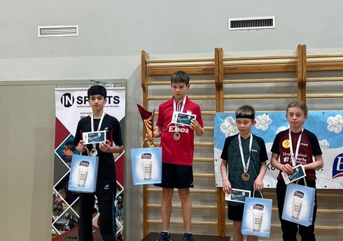 Azərbaycanın stolüstü tennisçiləri beynəlxalq turnirdə iki medal qazanıblar