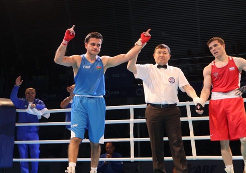 Azərbaycanın üç boksçusu Bakıdakı turnirə qələbə ilə başlayıb