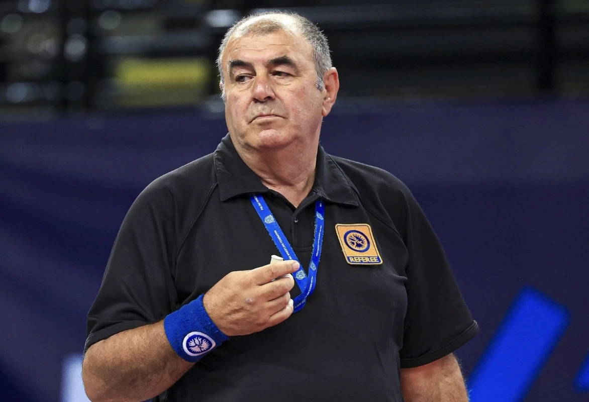 Azərbaycanlı hakim karyerasını başa vurub - FOTO