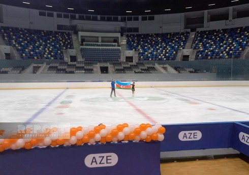 Bakıda buz meydançası istifadəyə verilib - FOTO - VİDEO