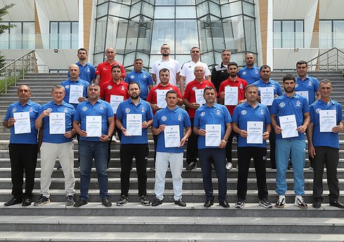 Bakıda UEFA-nın dəstəyi ilə keçirilən məşqçi kurslarına yekun vurulub