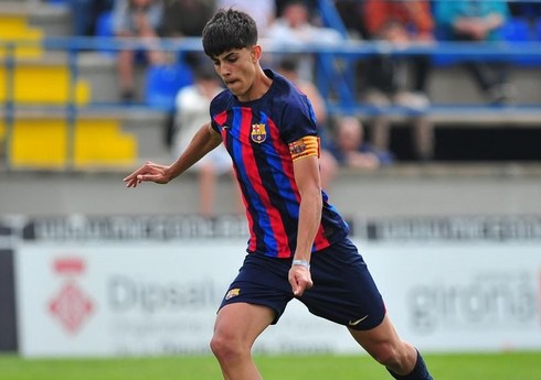 "Barselona" ağır zədələnən futbolçusuna yeni müqavilə təklif edir