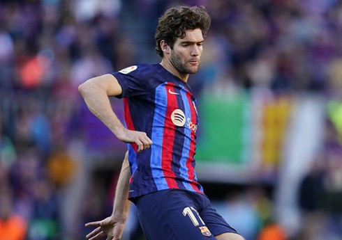 "Barselona" müdafiəçinin transferi ilə bağlı saxtakarlıqda ittiham olunur