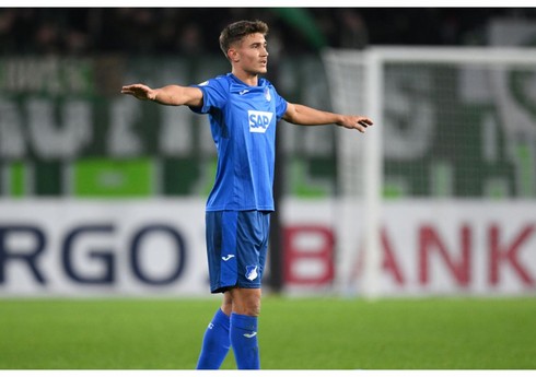 "Bavariya" 19 yaşlı futbolçu ilə müqavilə bağlayıb