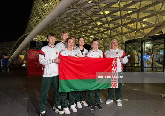 Belarusun stolüstü tennis komandası Azərbaycana gəlib