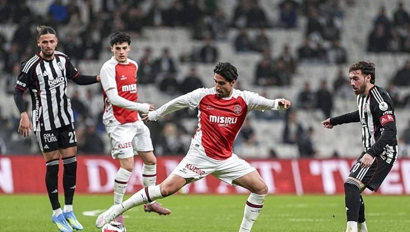 “Beşiktaş” öz meydanında autsayderə qalib gələ bilməyib, “Trabzonspor” məğlub olub