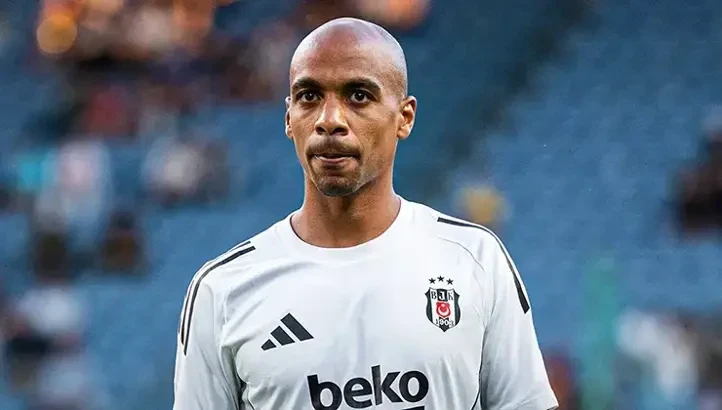“Beşiktaş”da ayrılıq – JOAO MARİO KOMANDANI TƏRK ETDİ