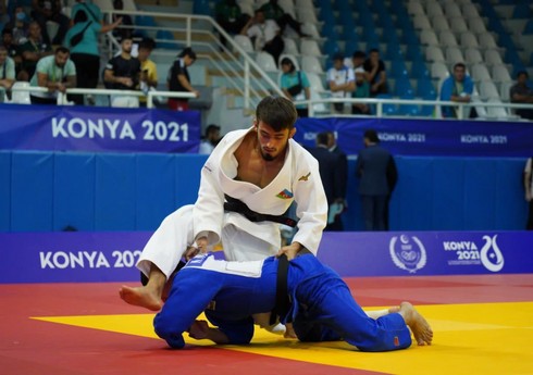 "Böyük Dəbilqə": Azərbaycan cüdoçusu finala yüksəlib, digəri bürünc medal uğrunda görüşə çıxacaq