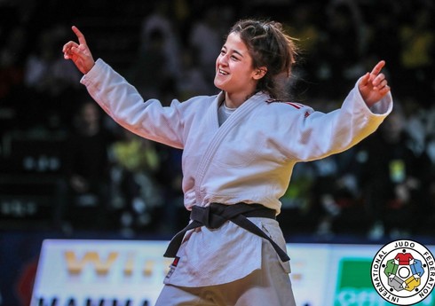 Böyük Dəbilqə: Azərbaycanın qadın cüdoçusu bürünc medal qazanıb