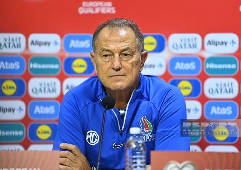 Canni De Byazi növbəti dəfə xidmətini Polşa millisinə təklif edib