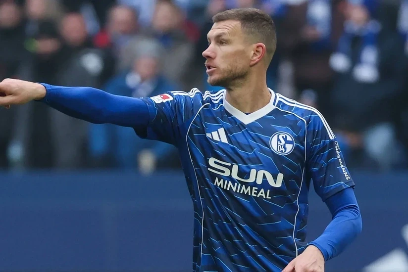 Ceko debüt oyununda tarixə düşdü