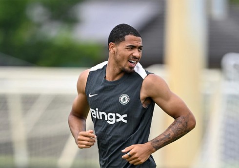 "Çelsi"nin müdafiəçisi uzun müddətə sıradan çıxıb