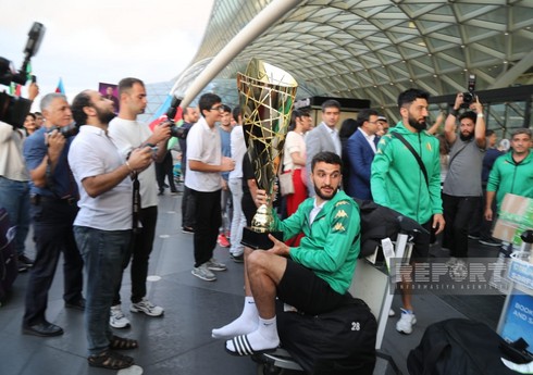 Çempionlar Liqasının qalibi olan “Birbaşa Bakı” Polşadan vətənə qayıdıb