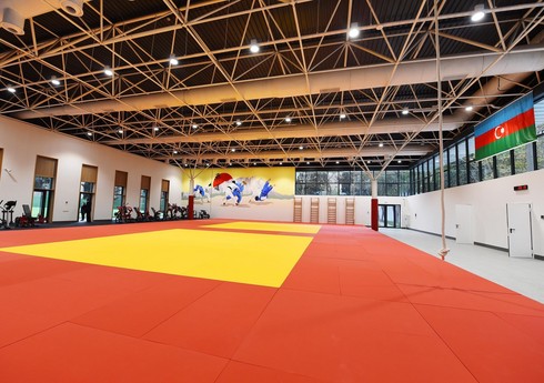 Cüdoçular yeni istifadəyə verilən mərkəzdə hazırlığa başlayıblar