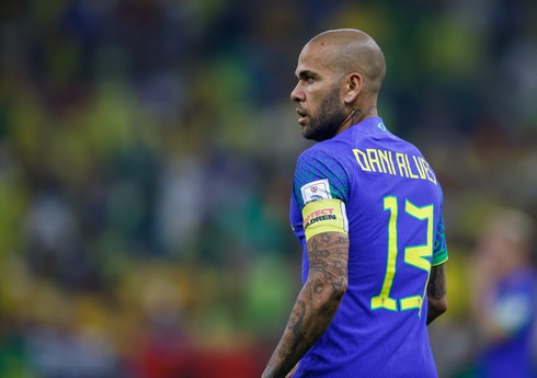 Dani Alves girov üçün 1 milyon avro toplaya bilmir