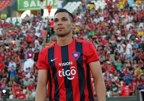 Derlis Meza Kolli: “Adrian Mutu “Neftçi”yə əvvəlki nüfuzunu qaytaracaq gücdədir”