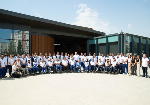 Dünya və Avropa çempionatlarına yola düşəcək paralimpiyaçılarla görüş keçirilib