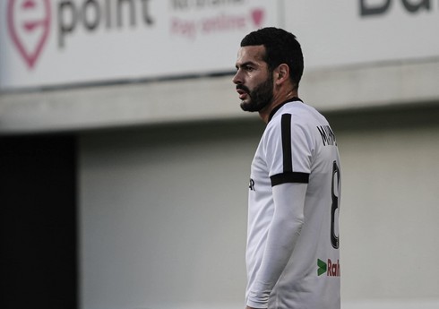 Emin Mahmudov “Neftçi”nin tarixinə düşüb