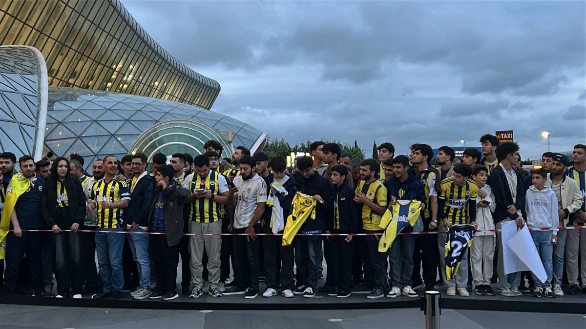 "Fənərbaxça" Bakıya gəlib