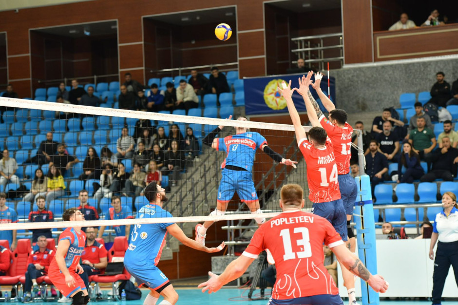 FHN-in kişilərdən ibarət "Xilasedici" voleybol komandası Çelenc Kubokunda növbəti mərhələyə vəsiqə qazanıb