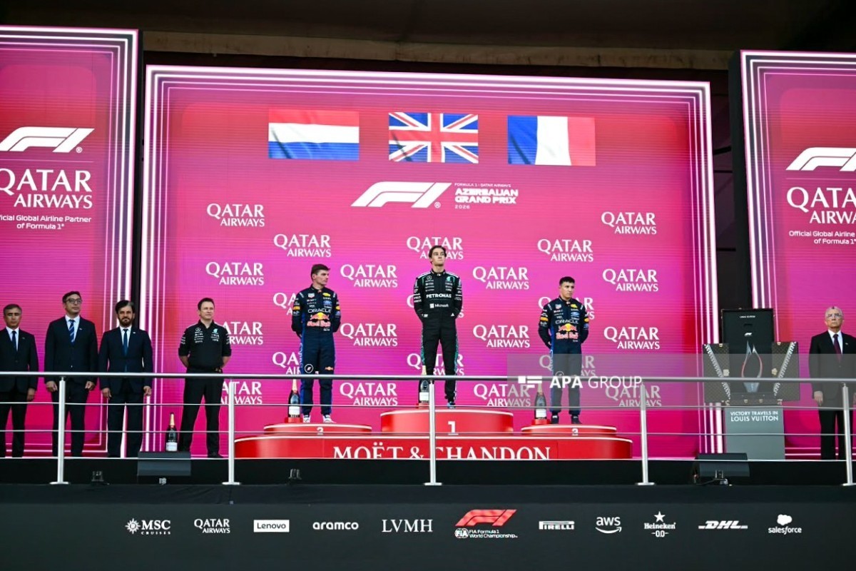 Formula 1 Azərbaycan Qran-Prisinin qalibləri mükafatlandırılıb - YENİLƏNİB