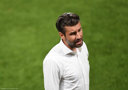 Fransa klubunun baş məşqçisi postunu tərk edib