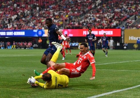 Fransa klubunun qapıçısı psixoloqa müraciət edib